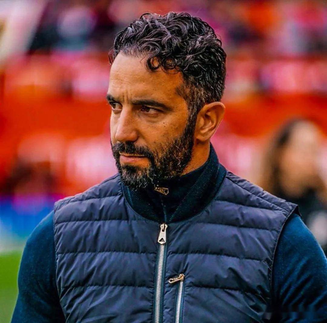 关于转会期曼联更衣室发声：欧冠节点到来，管理层满意，身体对抗强度拉满的信息开云体育官方入口